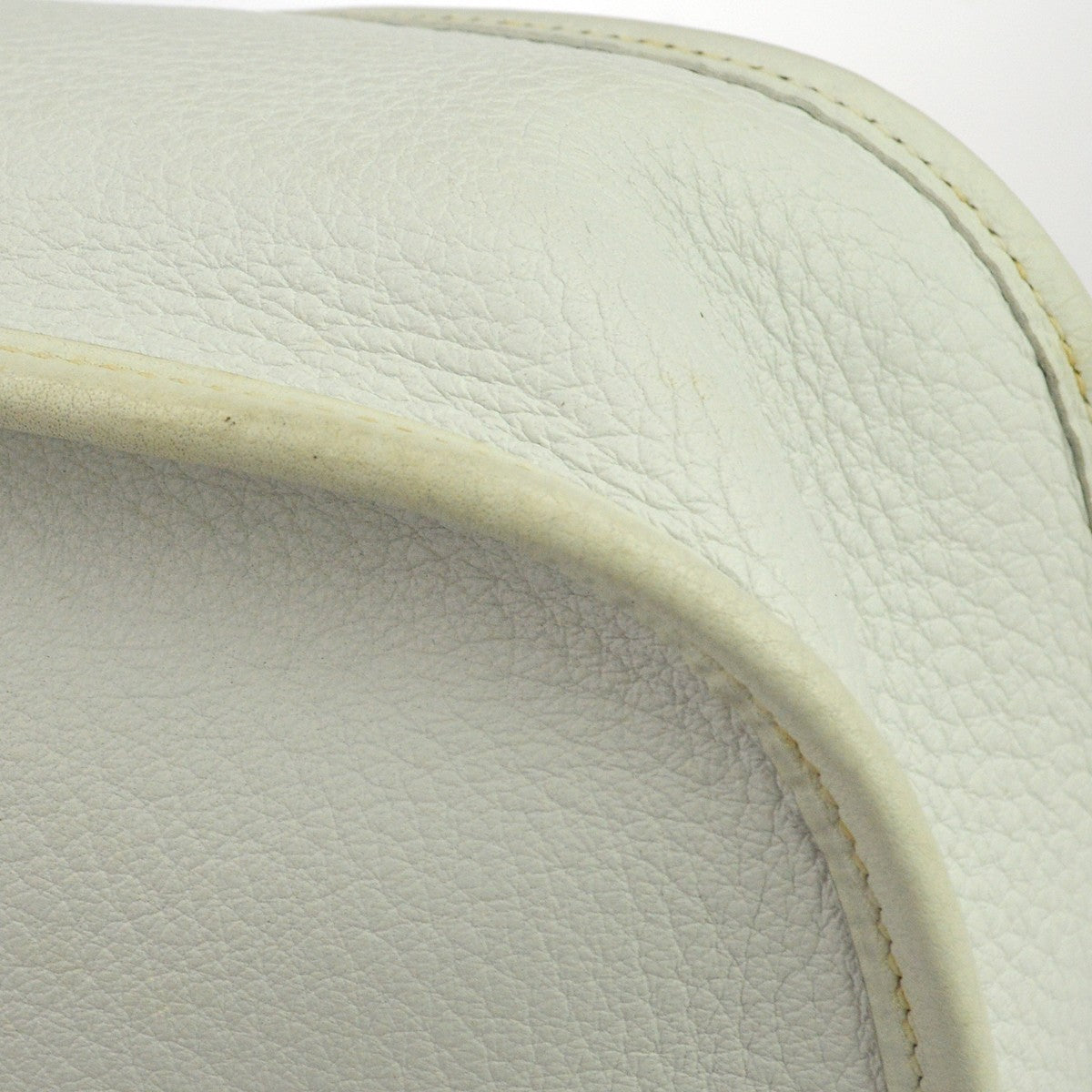 Hermes Evelyne Bag Gen I Clemence White Leather Handbag (Pre-Owned)