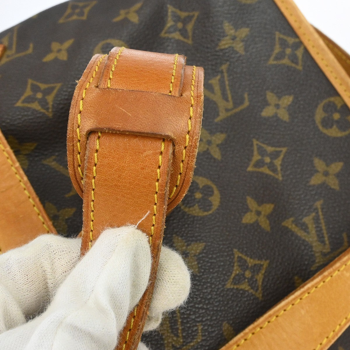 Louis Vuitton Saumur Monogram Canvas Brown Canvas Shoulder Bag Bag (Pre-Owned)