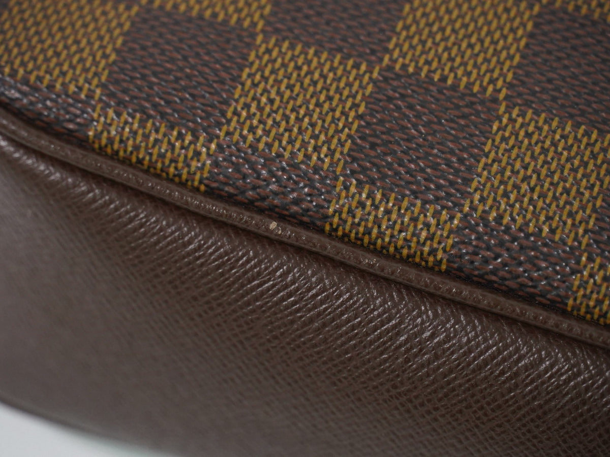 Louis Vuitton Trousse Make Up Damier Brown Canvas Clutche & Pouche Bag (Pre-Owned)