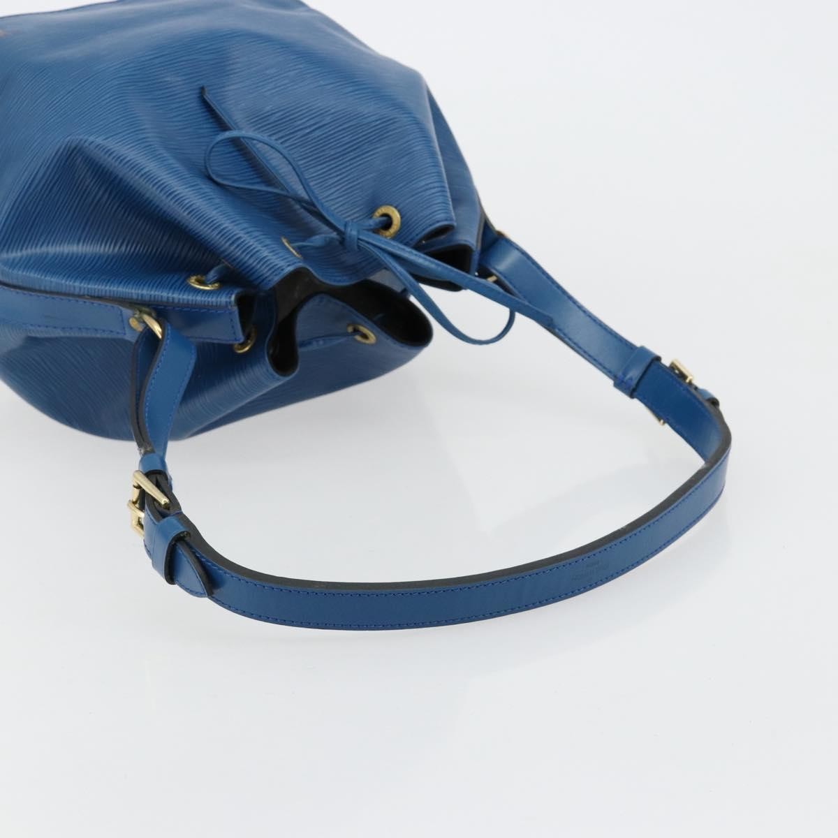 Louis Vuitton Petit Noe Epi Leather Blue Leather Shoulder Bag Bag (Pre-Owned)