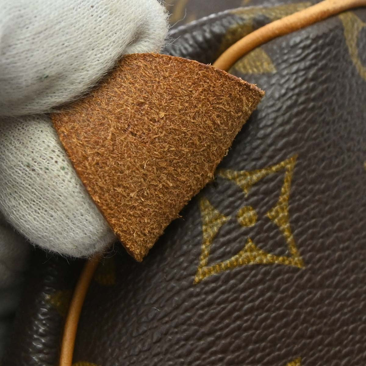 Louis Vuitton Keepall Monogram Canvas Brown Canvas Travel Bag Bag (Pre-Owned)