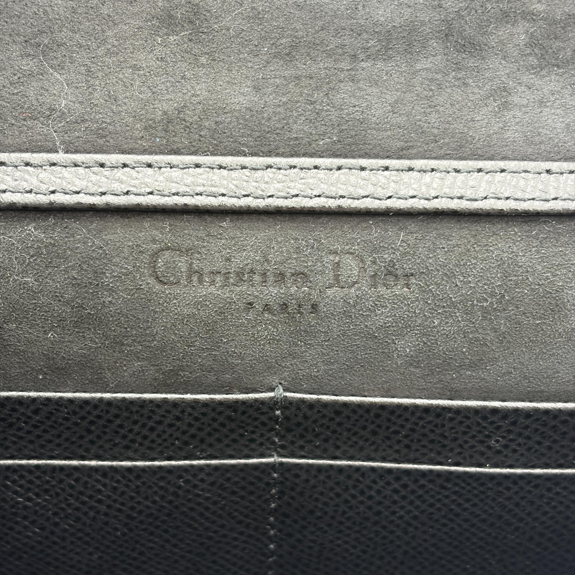 Christian Dior 30 Montaigne 2-In-1 Leather Black Calfskin Clutche & Pouche Bag (Pre-Owned)