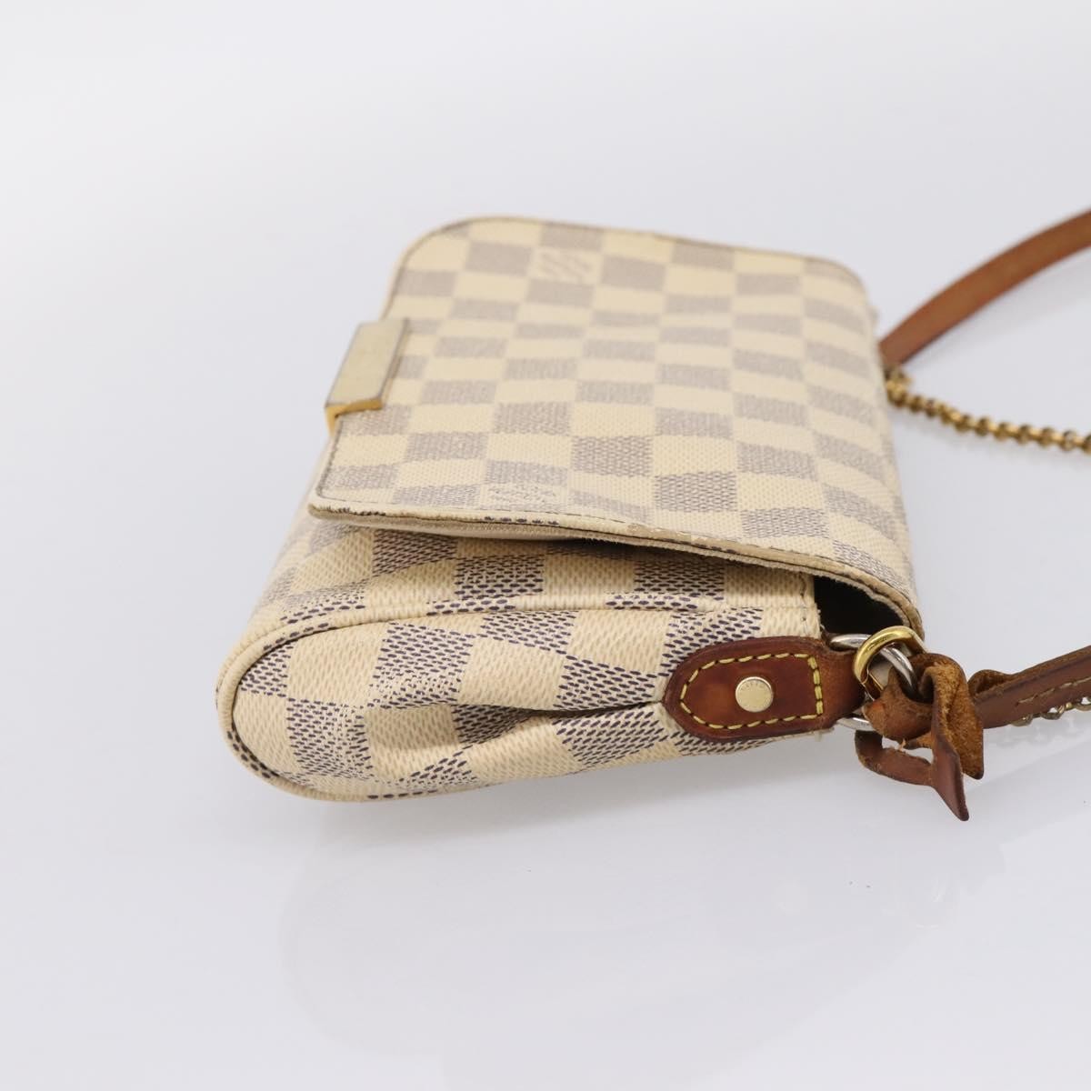 Louis Vuitton Favorite Damier White Canvas Handbag (Pre-Owned)