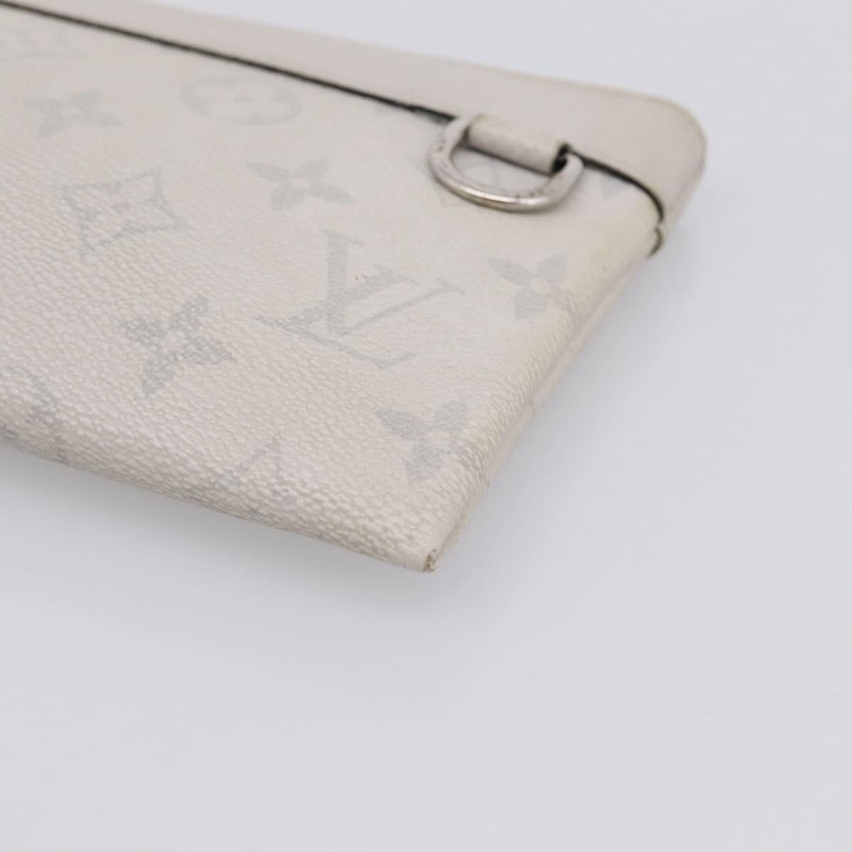 Louis Vuitton Discovery Pochette Monogram Taigarama White Canvas Clutche & Pouche Bag (Pre-Owned)