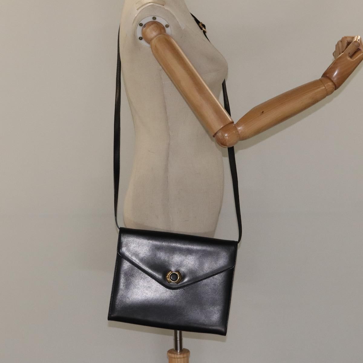 Salvatore Ferragamo Vintage Leather Black Leather Shoulder Bag Bag (Pre-Owned)