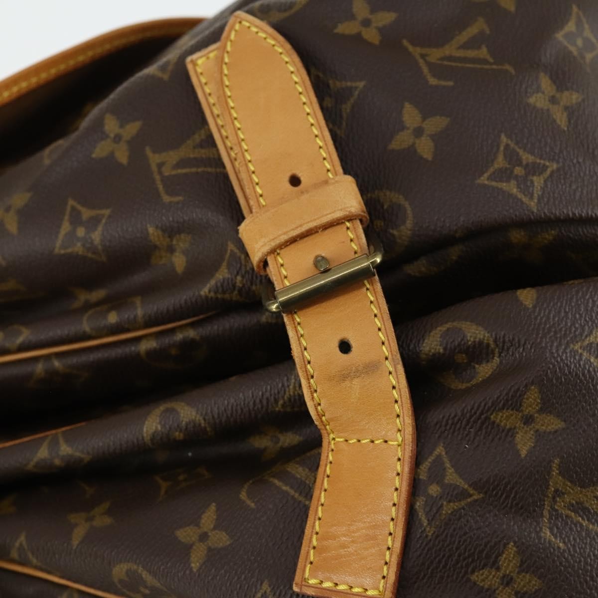 Louis Vuitton Saumur Monogram Canvas Brown Canvas Shoulder Bag Bag (Pre-Owned)