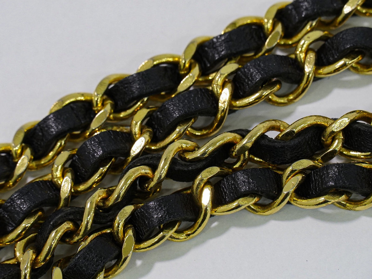 Chanel Vintage Logo Chain Belt Metal And Leather Gold Gold_Plated Belts Accessory (Pre-Owned)