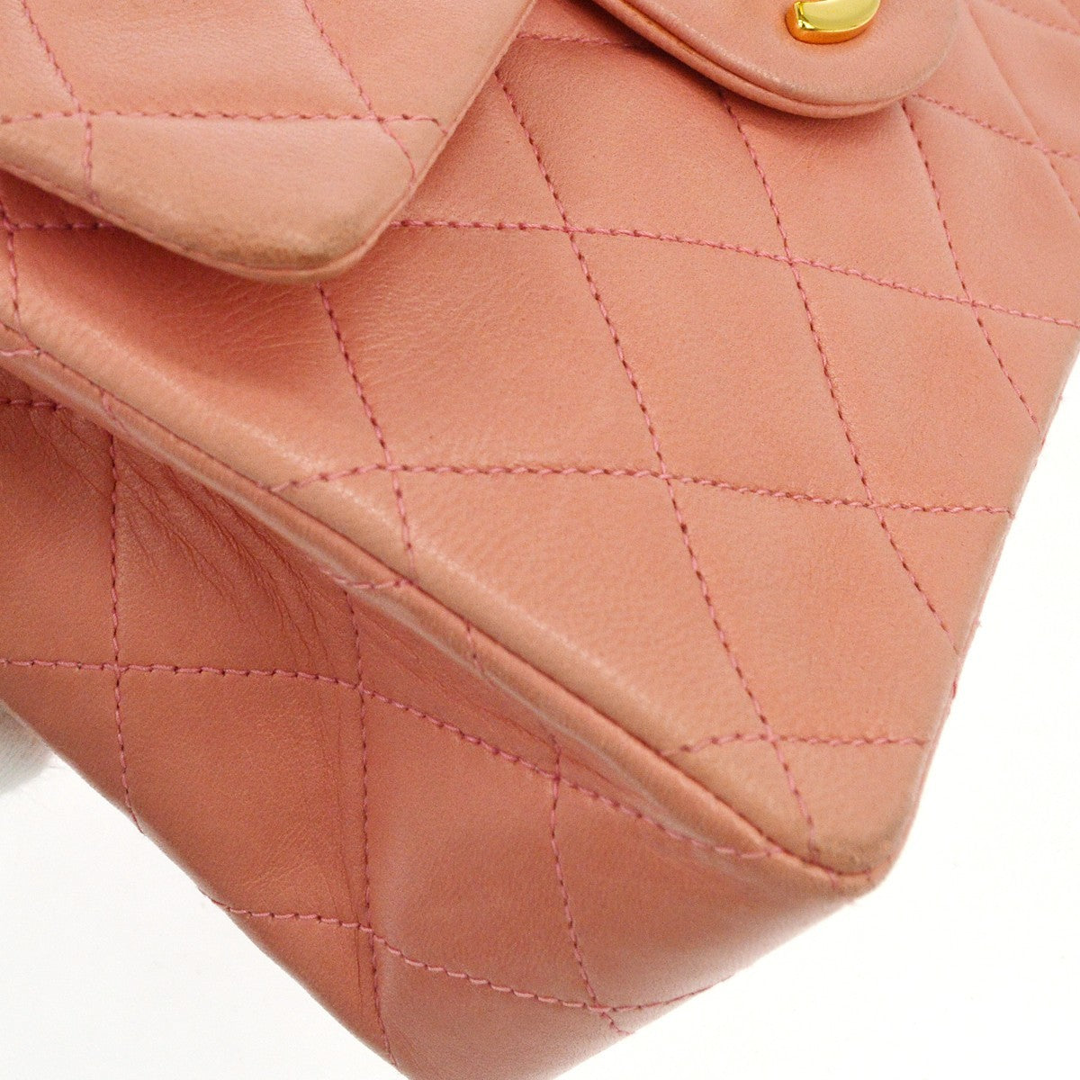 Chanel Vintage Square Classic Single Flap Quilted Lambskin Pink Leather Handbag (Pre-Owned)