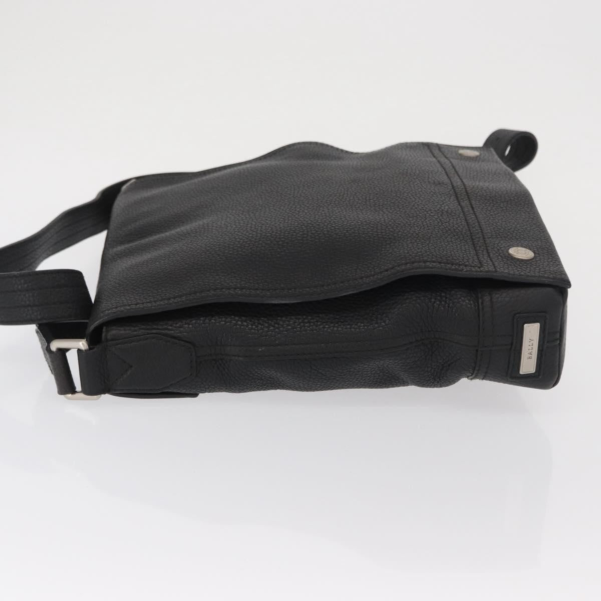 Bally Vintage Leather Black Leather Shoulder Bag Bag (Pre-Owned)