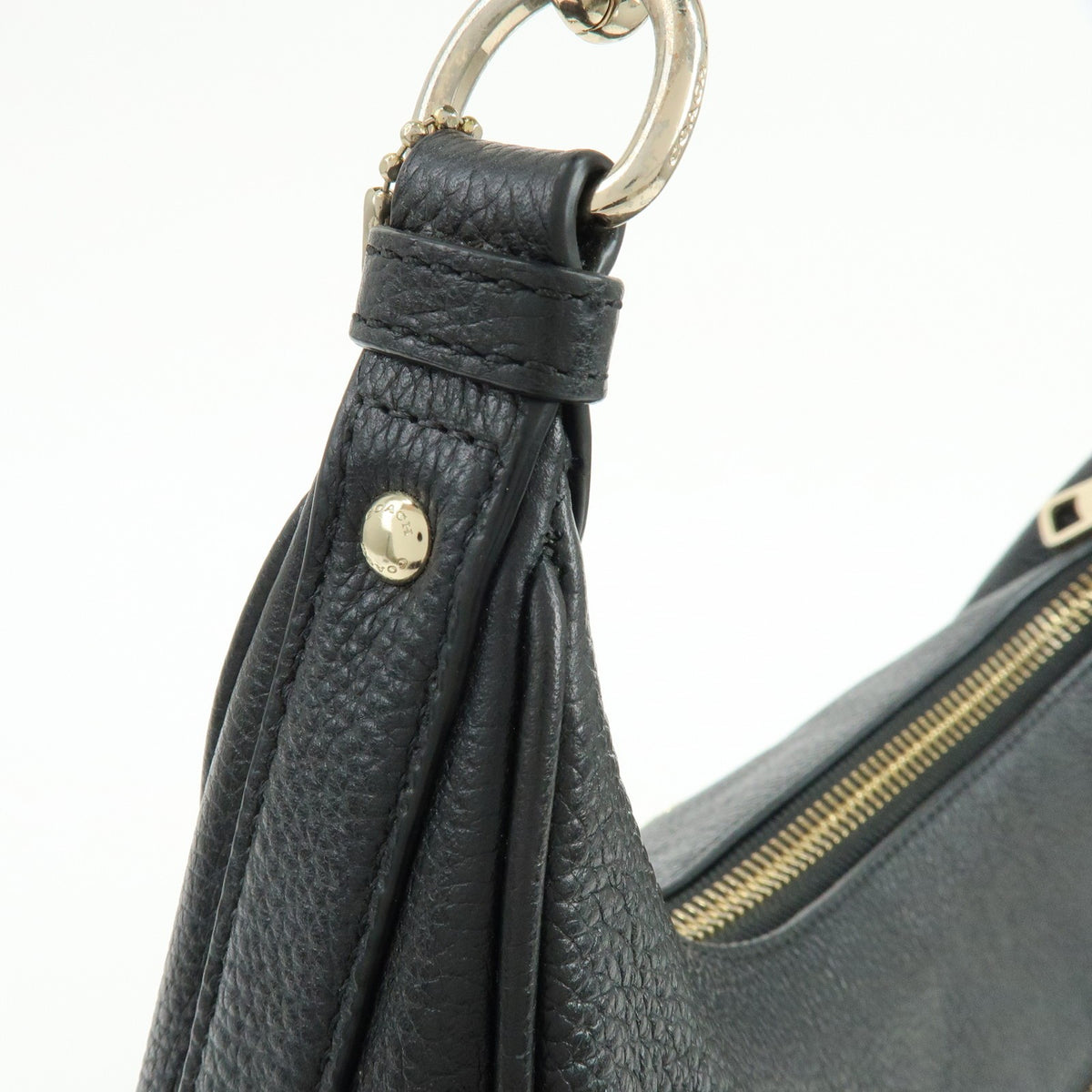 Coach Shoulder Leather Black Leather Handbag (Pre-Owned)
