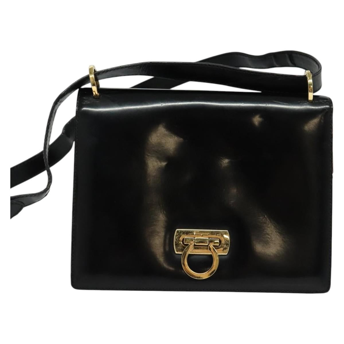 Salvatore Ferragamo Gancini Leather Black Leather Shoulder Bag Bag (Pre-Owned)