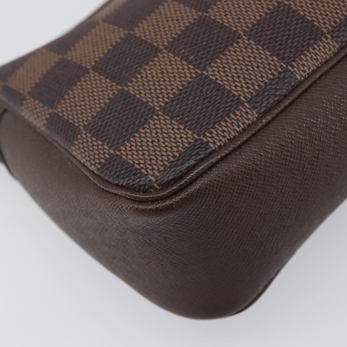 Louis Vuitton Trousse Make Up Damier Brown Canvas Clutche & Pouche Bag (Pre-Owned)
