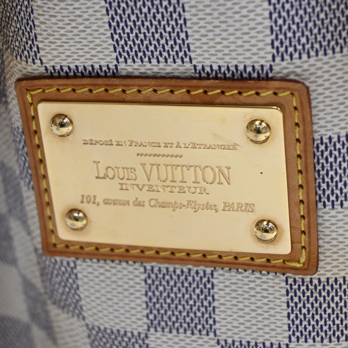 Louis Vuitton Hampstead Damier White Canvas Handbag (Pre-Owned)