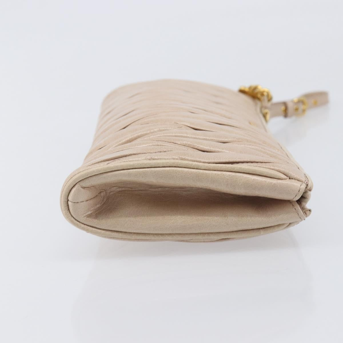 Miu Miu Zip Wristlet Matelasse Leather Beige Leather Clutche & Pouche Bag (Pre-Owned)