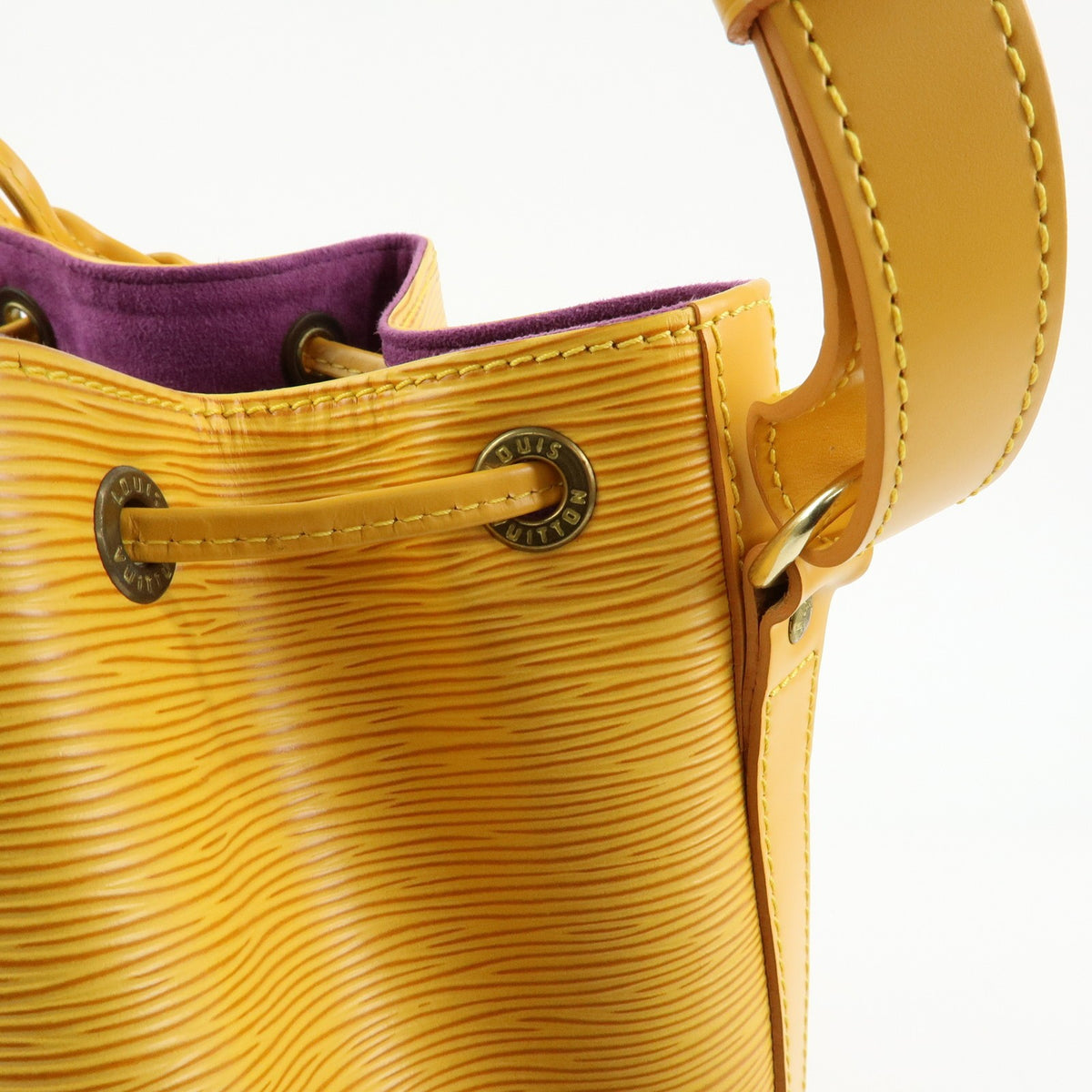 Louis Vuitton Noe Epi Leather Yellow Leather Shoulder Bag Bag (Pre-Owned)