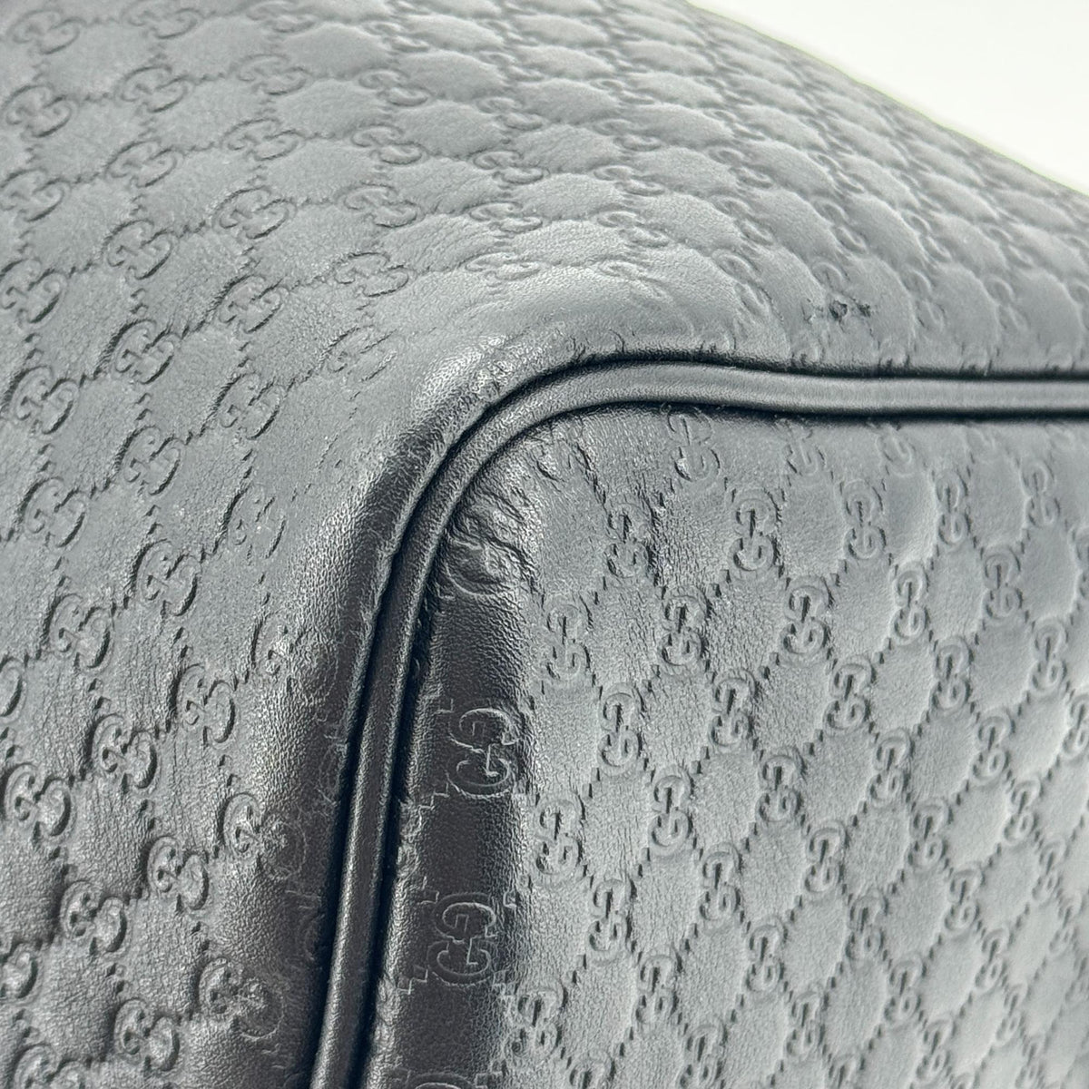 Gucci Joy Boston Microguccissima Leather Black Leather Handbag (Pre-Owned)