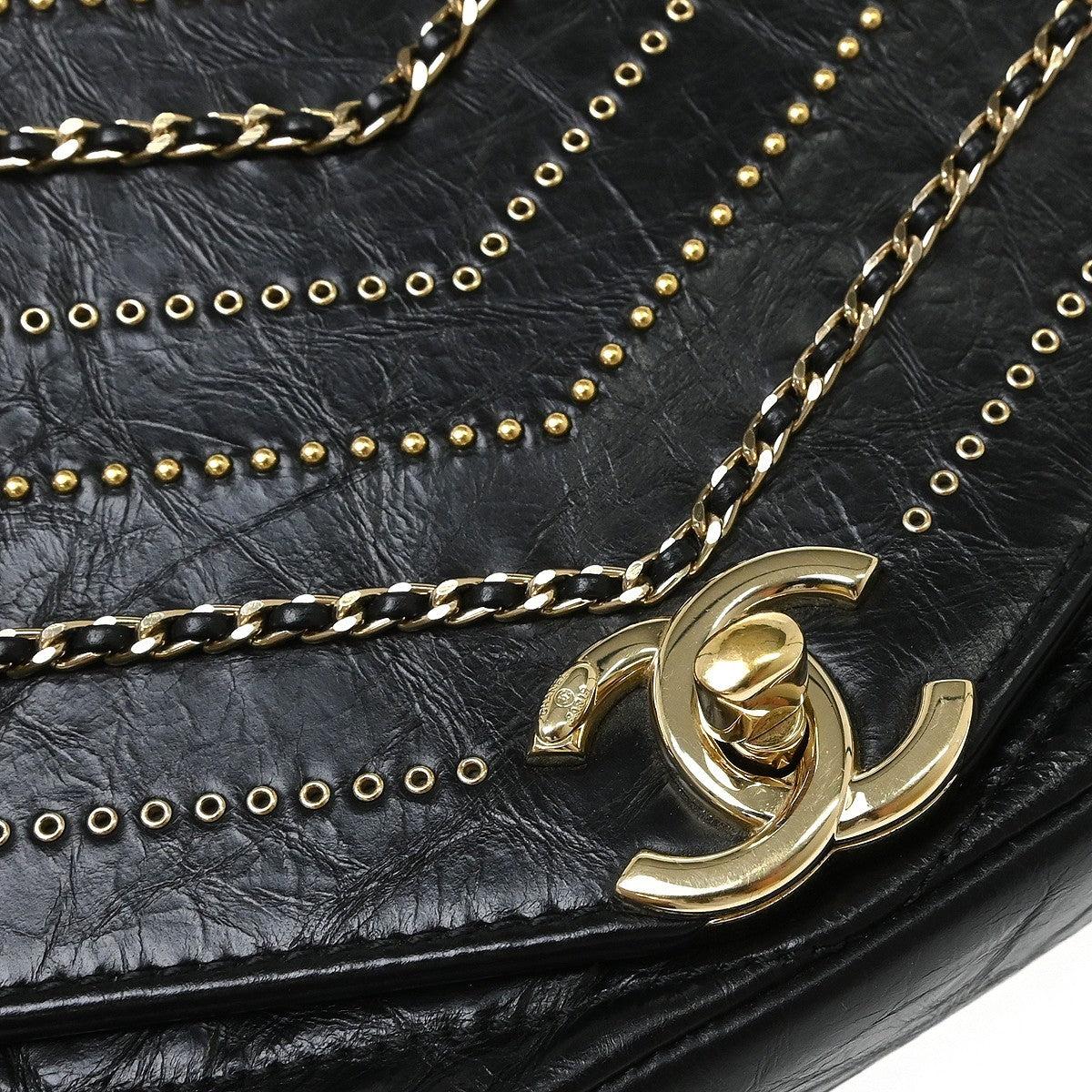 Chanel Vintage Envelope Flap Chevron Calfskin Black Leather Shoulder Bag Bag (Pre-Owned)