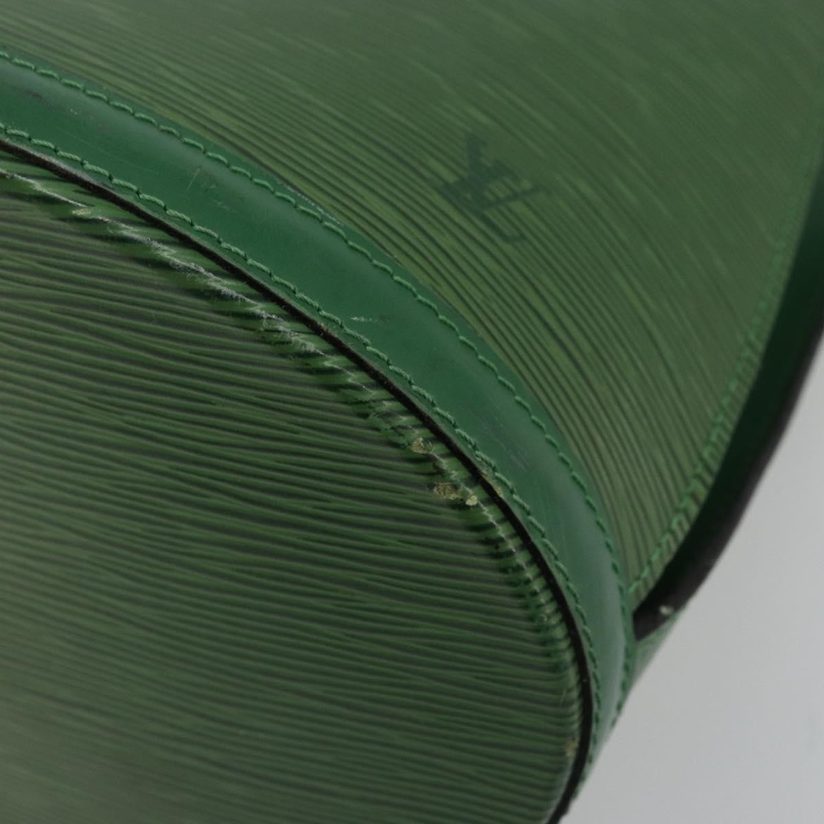 Louis Vuitton Cluny Epi Leather Green Leather Shoulder Bag Bag (Pre-Owned)