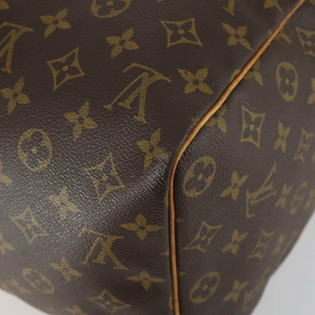 Louis Vuitton Keepall Monogram Canvas Brown Canvas Travel Bag Bag (Pre-Owned)
