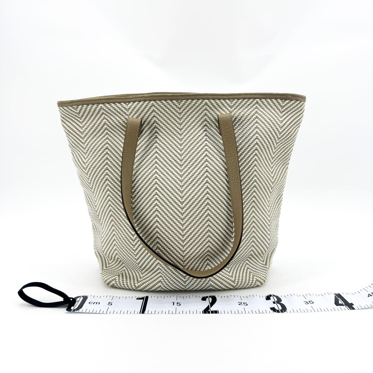 Hermes Chennai Woven Leather And Canvas White Canvas Tote Bag Bag (Pre-Owned)