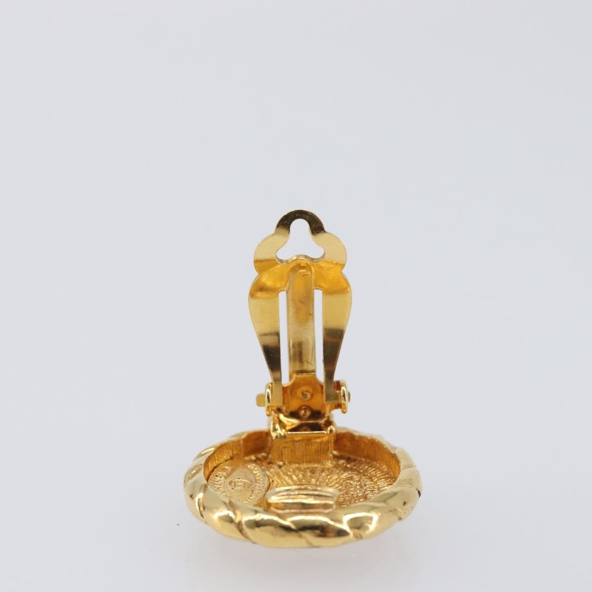 Chanel Vintage Cc Round Clip-On Metal Gold Metal Earrings Jewelry (Pre-Owned)