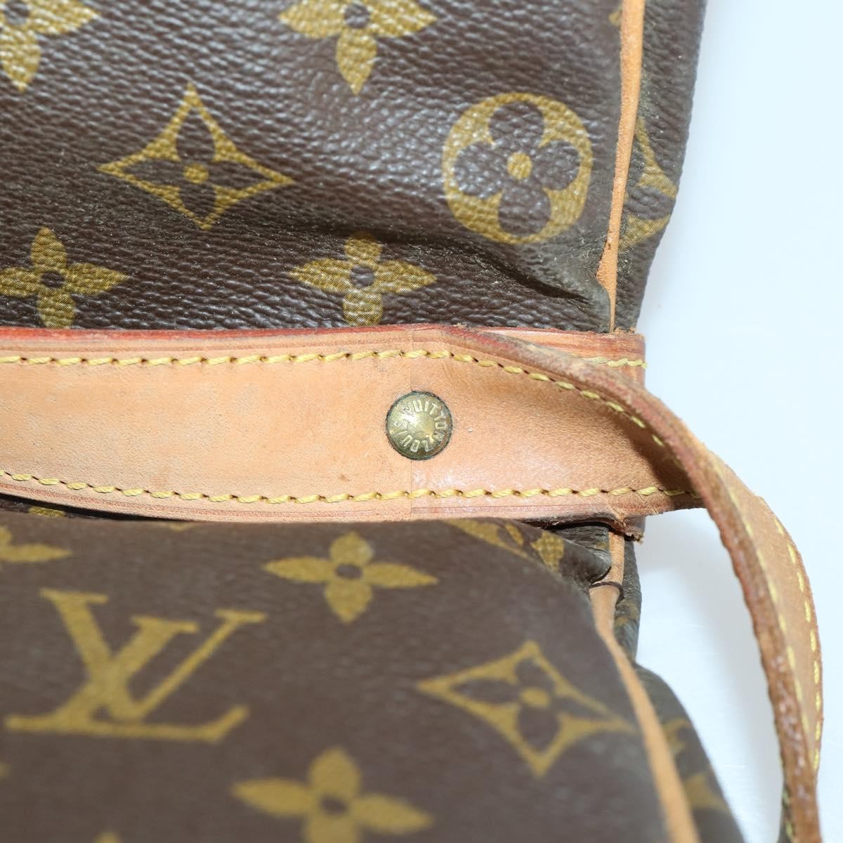 Louis Vuitton Saumur Monogram Canvas Brown Canvas Shoulder Bag Bag (Pre-Owned)