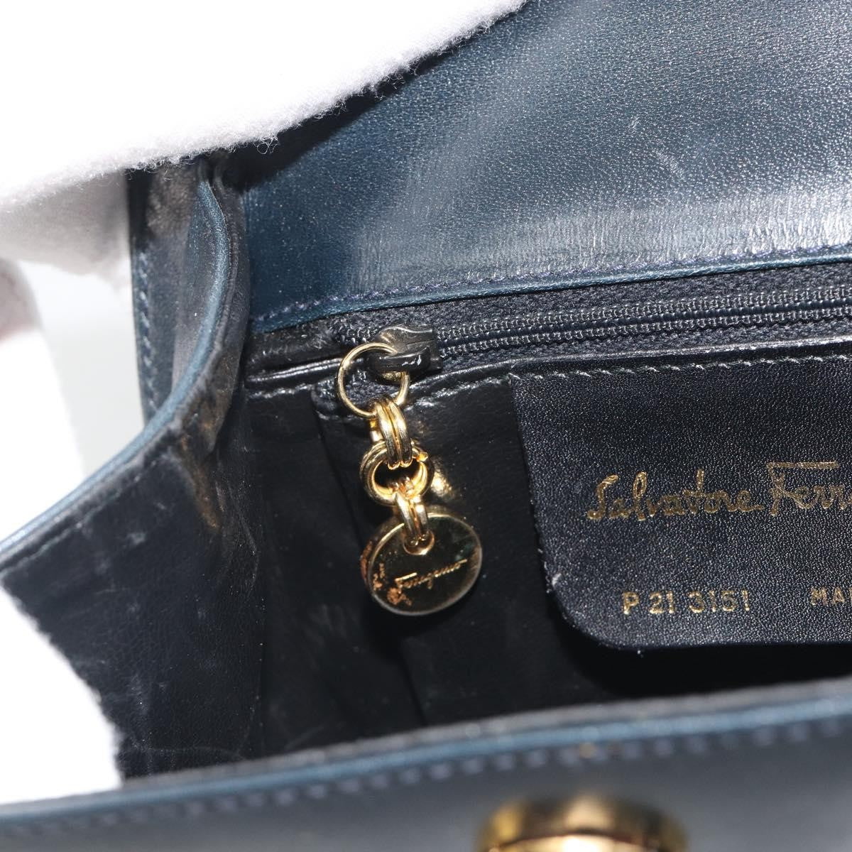 Salvatore Ferragamo Gancini Leather Black Leather Shoulder Bag Bag (Pre-Owned)