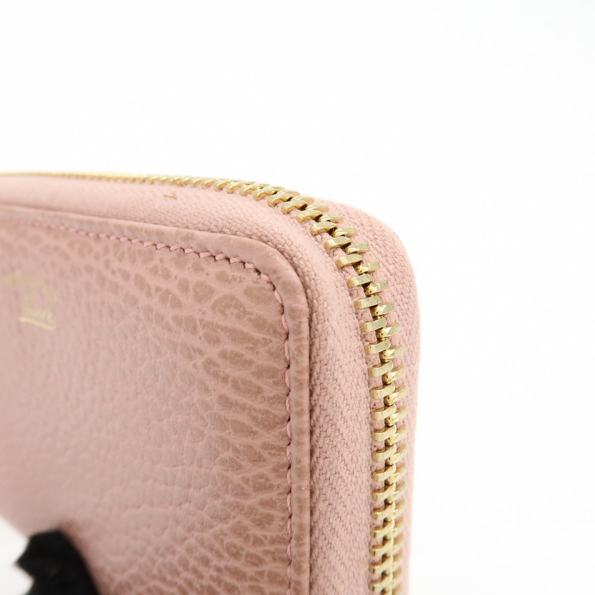 Gucci Swing Zip Around Leather Pink Leather Wallets Accessory (Pre-Owned)