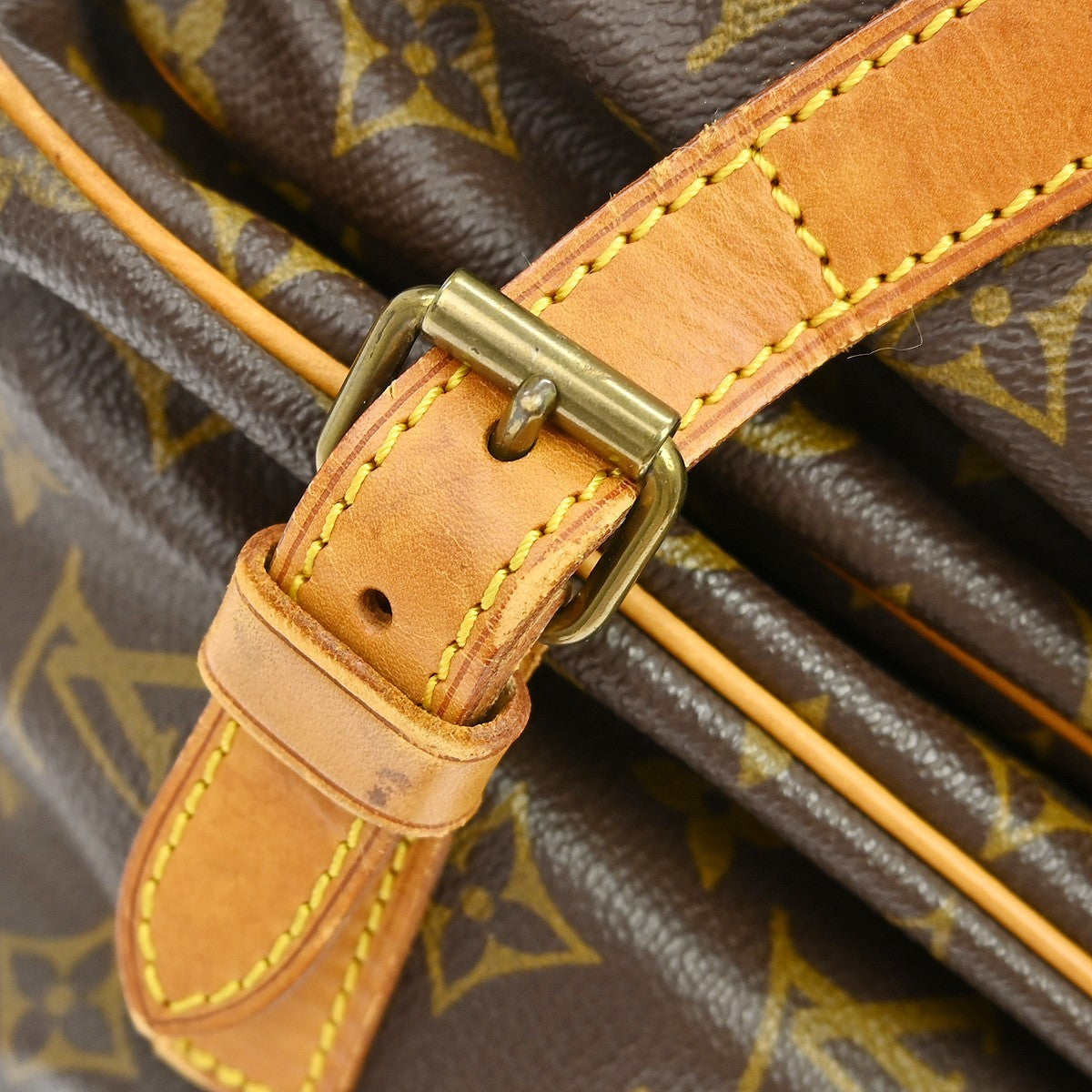 Louis Vuitton Saumur Monogram Canvas Brown Canvas Handbag (Pre-Owned)