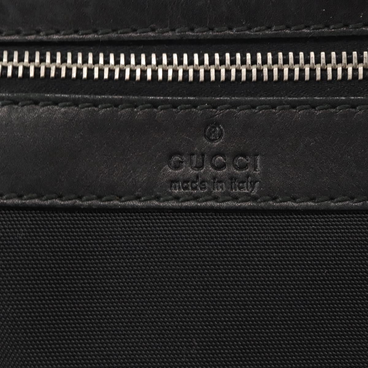 Gucci Vintage Flat Messenger Nylon And Leather Black Nylon Shoulder Bag Bag (Pre-Owned)
