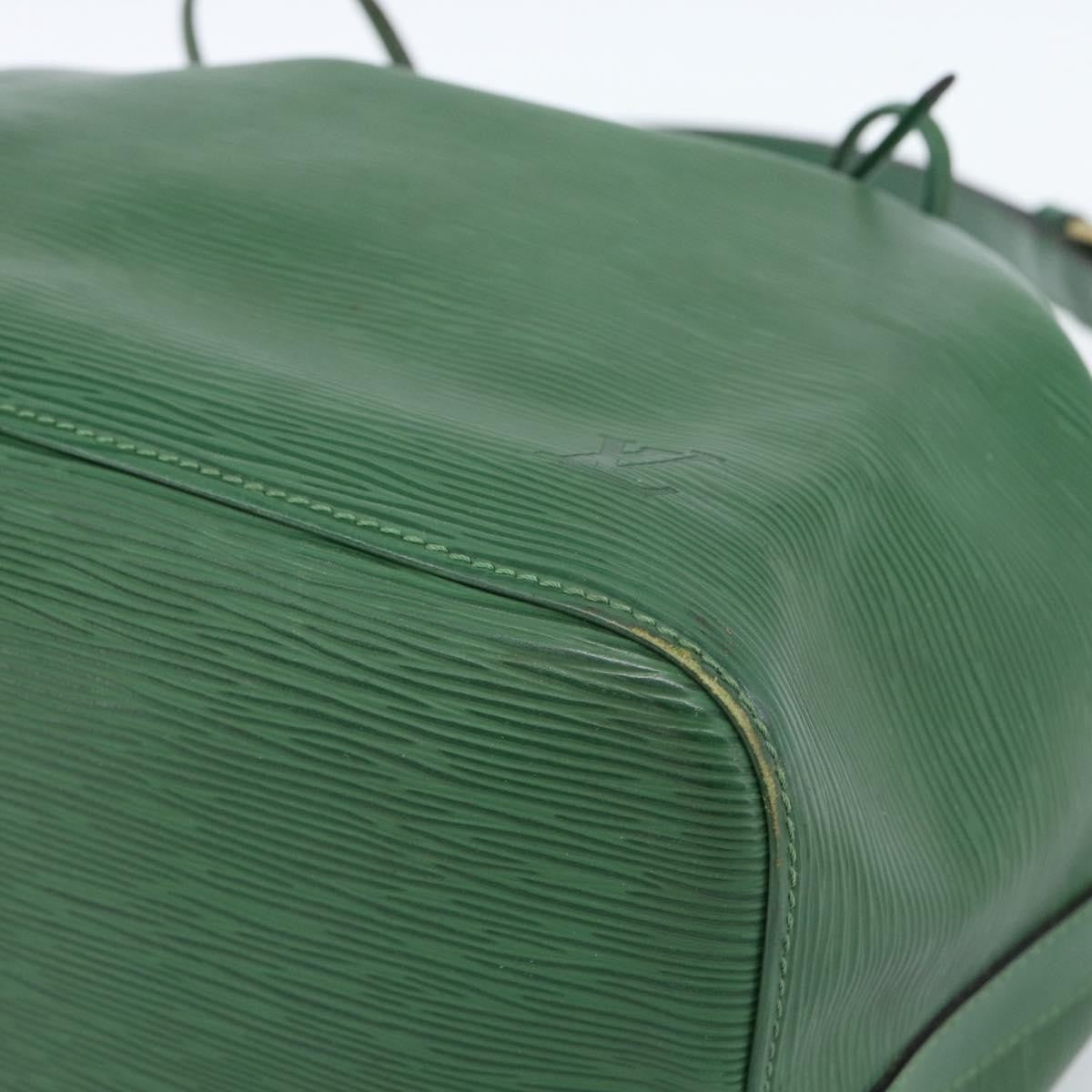 Louis Vuitton Petit Noe Epi Leather Green Leather Shoulder Bag Bag (Pre-Owned)