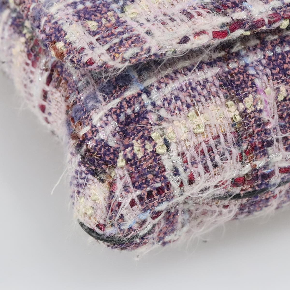 Chanel Camellia Messenger Tweed Purple Canvas Shoulder Bag Bag (Pre-Owned)