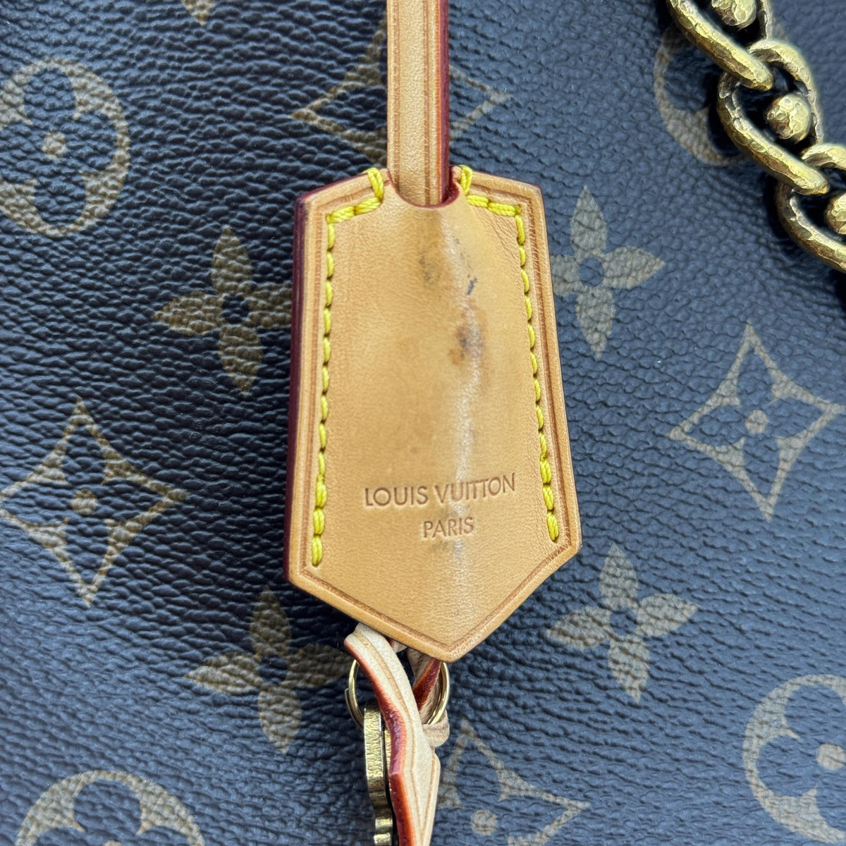 Louis Vuitton Lockit Chain Monogram Canvas Brown Canvas Handbag (Pre-Owned)