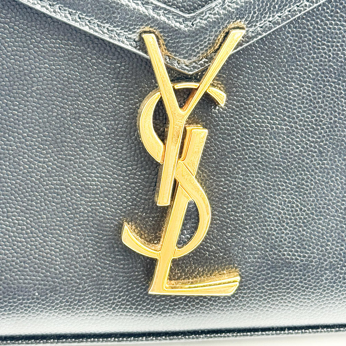 Saint Laurent Cassandra Leather Black Leather Shoulder Bag Bag (Pre-Owned)