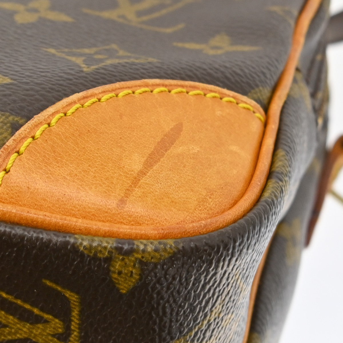 Louis Vuitton Amazone Monogram Canvas Brown Canvas Shoulder Bag Bag (Pre-Owned)