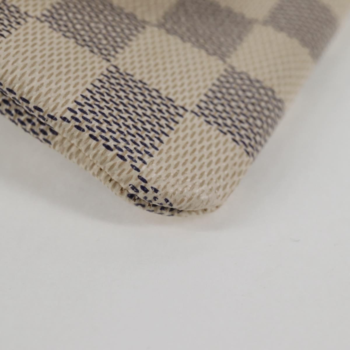 Louis Vuitton Pochette Clés Nm Canvas White Canvas Wallets Accessory (Pre-Owned)