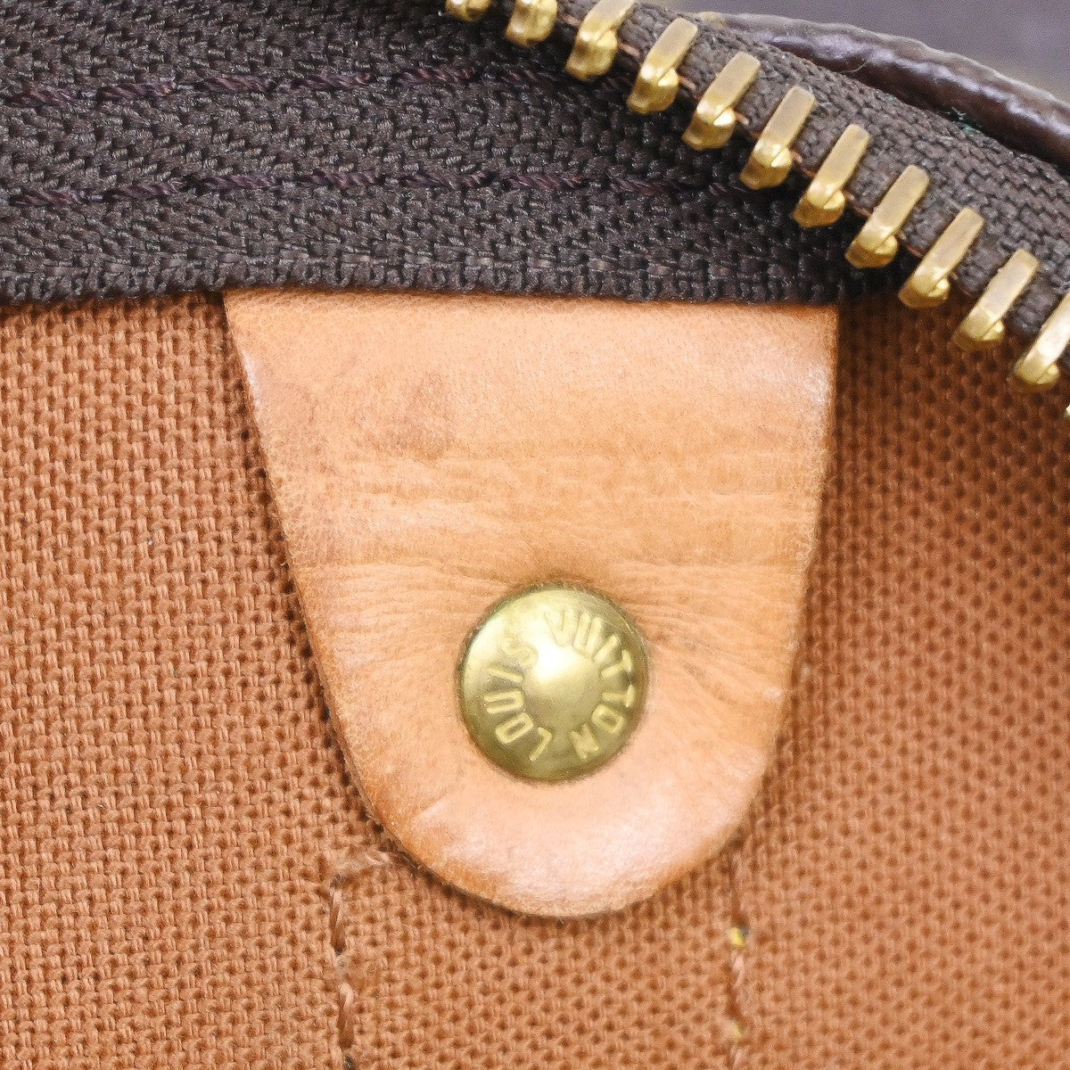 Louis Vuitton Keepall Monogram Canvas Brown Canvas Travel Bag Bag (Pre-Owned)