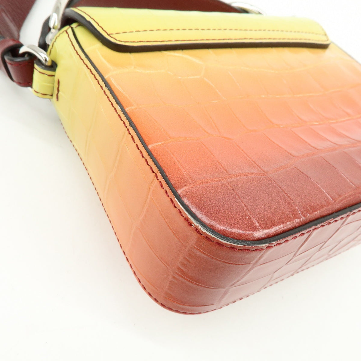 Chloe C Flap Crocodile Embossed Leather Multicolour Leather Handbag (Pre-Owned)