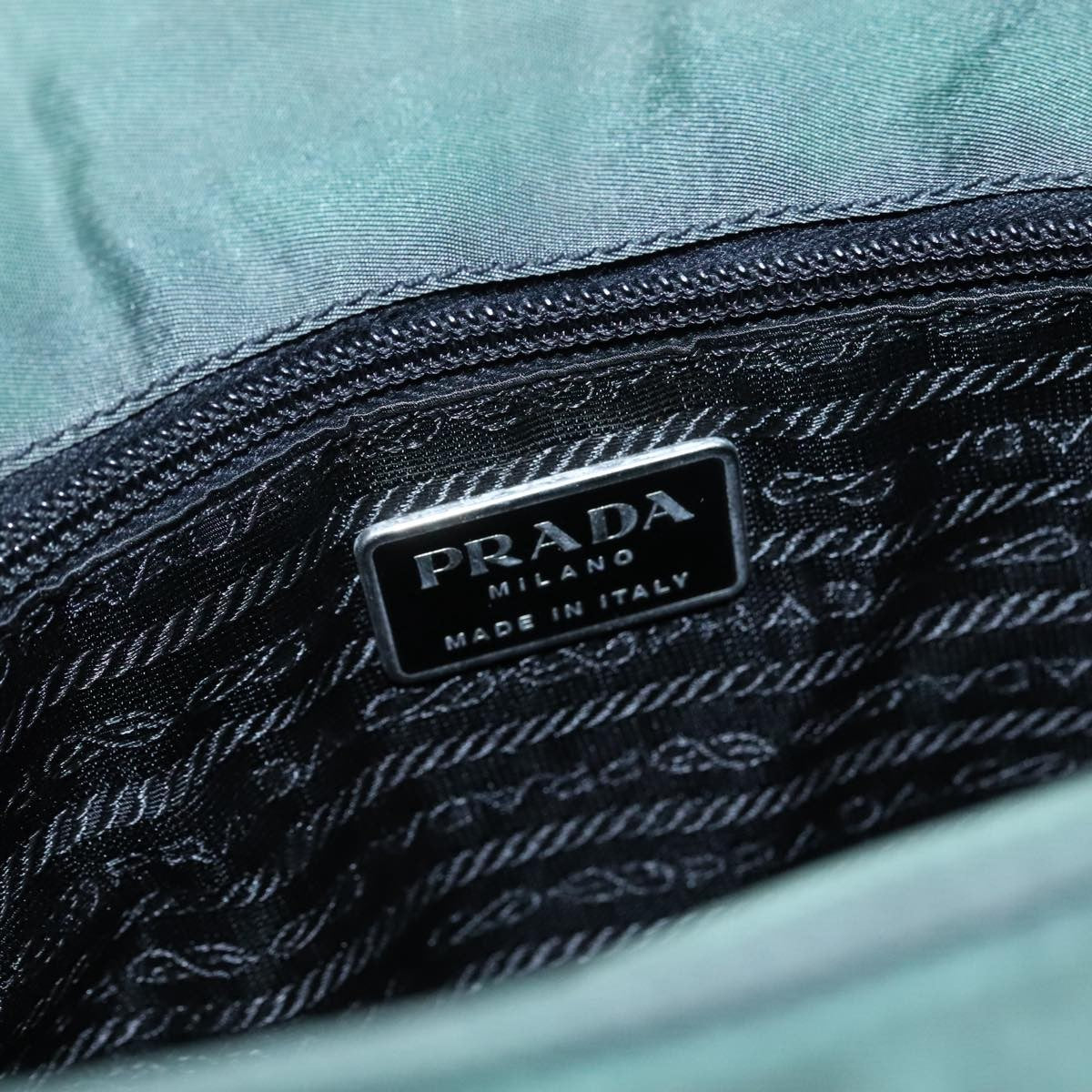 Prada Vintage Tessuto Green Nylon Shoulder Bag Bag (Pre-Owned)
