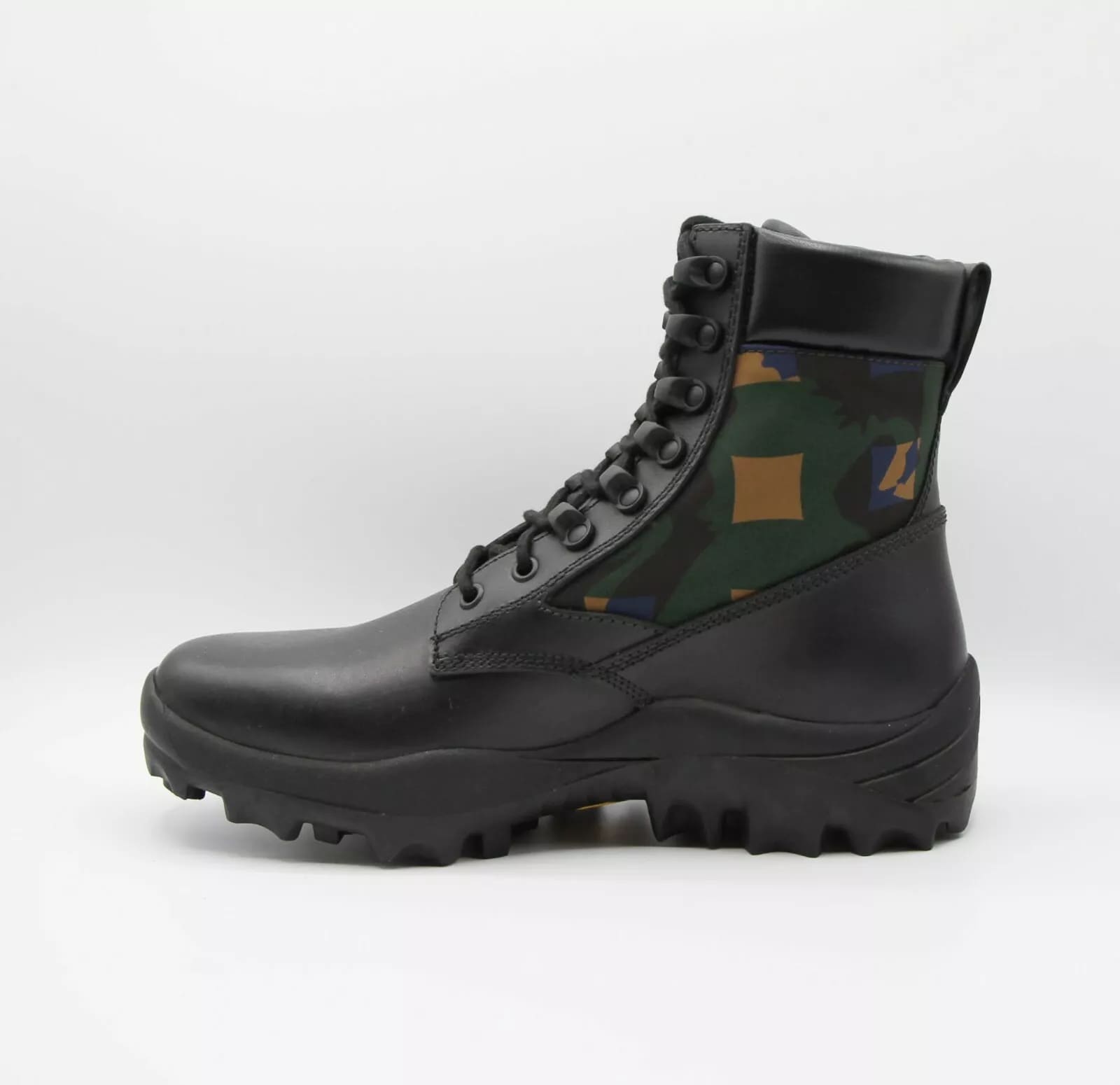 MCM Men's Black Leather Jungle Green Camouflage Boots 41/US 8