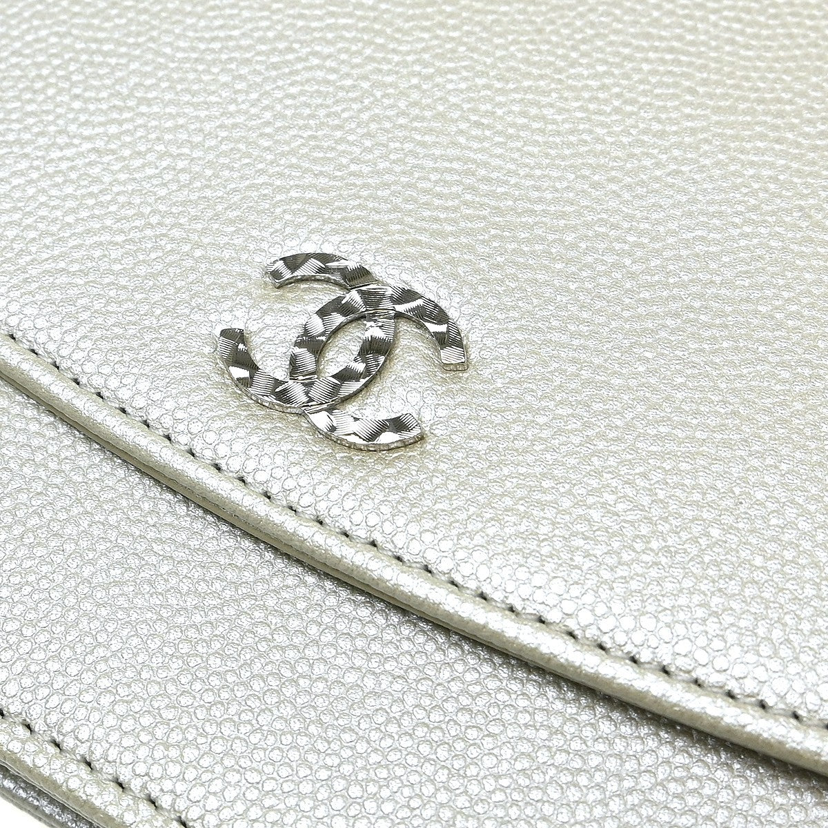 Chanel Timeless Wallet On Chain Textured Leather Silver Leather Wallets Accessory (Pre-Owned)