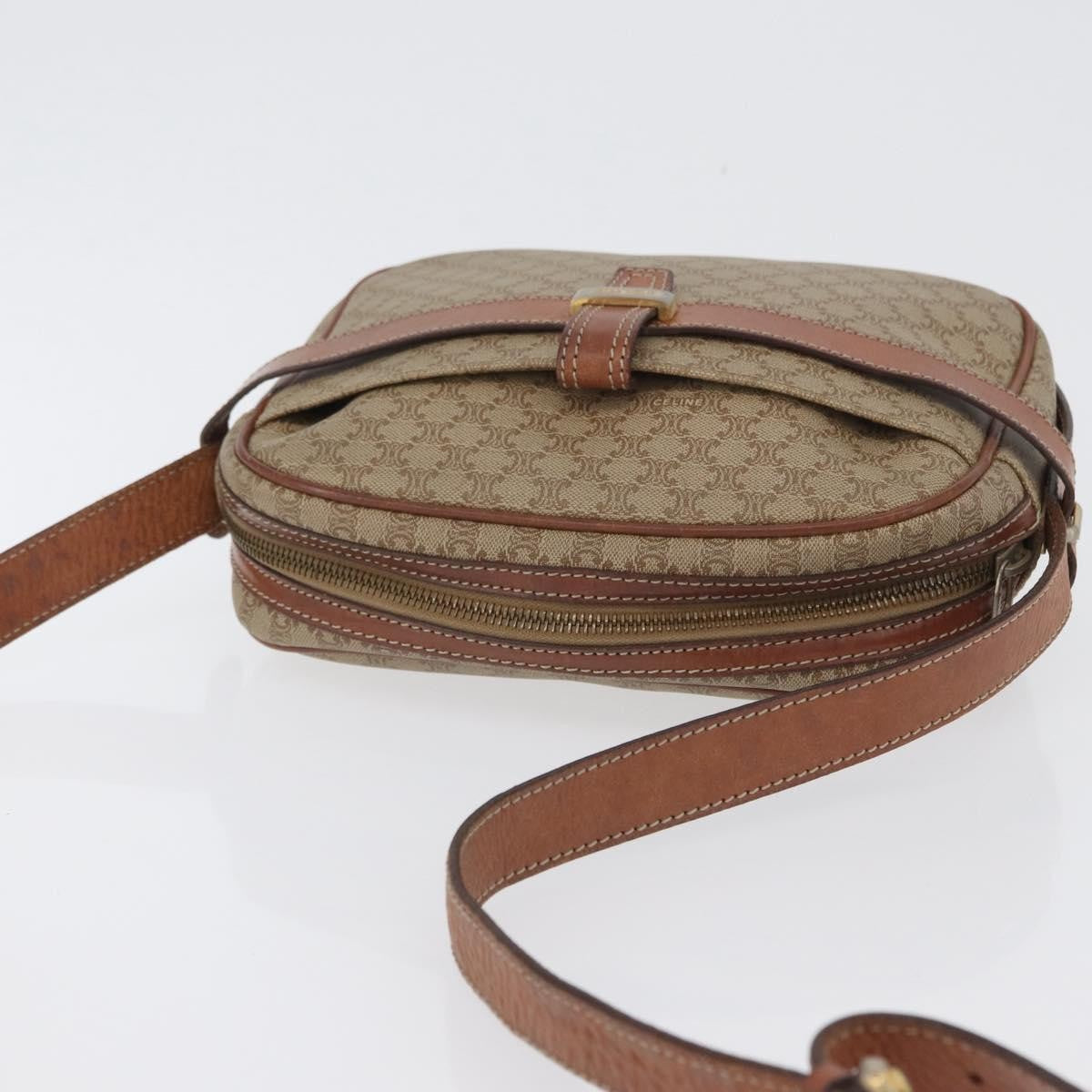 Celine Vintage Macadam Shoulder Bag Canvas And Leather Beige Canvas Shoulder Bag Bag (Pre-Owned)