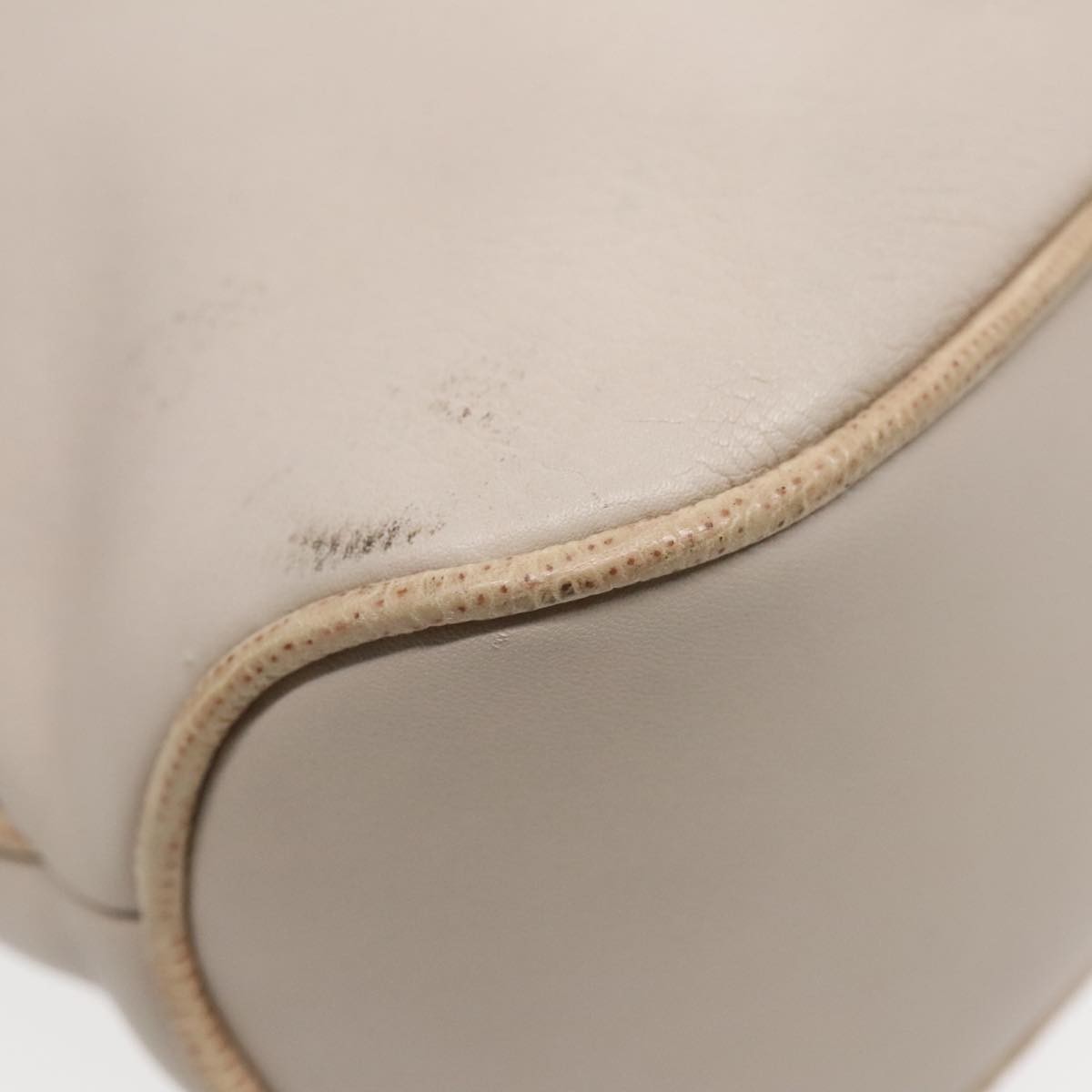 Celine Vintage Shoulder Bag Leather Beige Leather Shoulder Bag Bag (Pre-Owned)