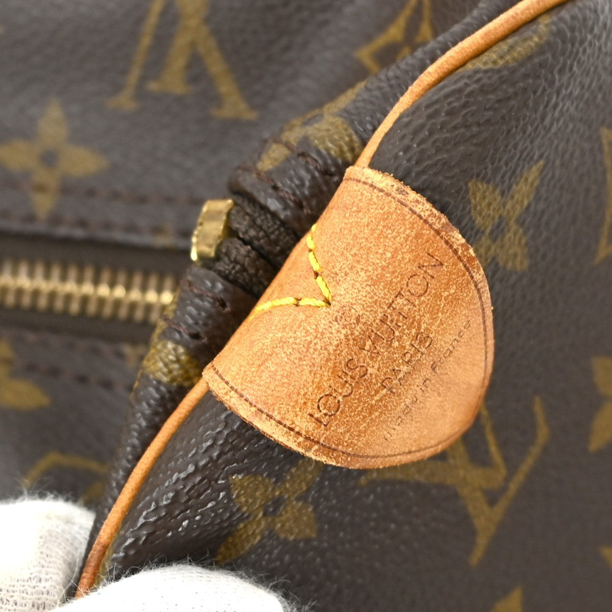 Louis Vuitton Keepall Bag Monogram Canvas Brown Canvas Travel Bag Bag (Pre-Owned)