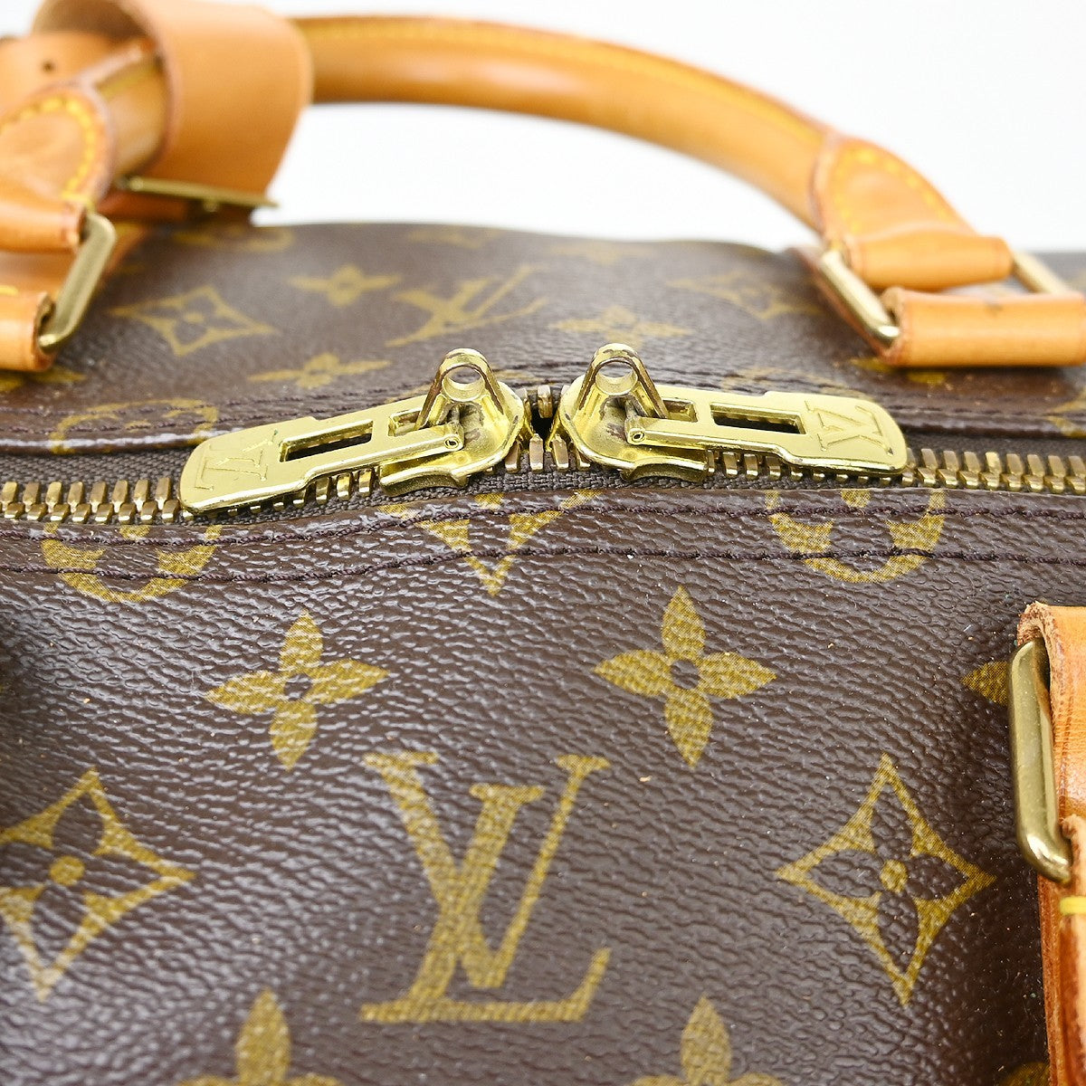 Louis Vuitton Keepall Bandouliere Bag Monogram Canvas Brown Canvas Travel Bag Bag (Pre-Owned)