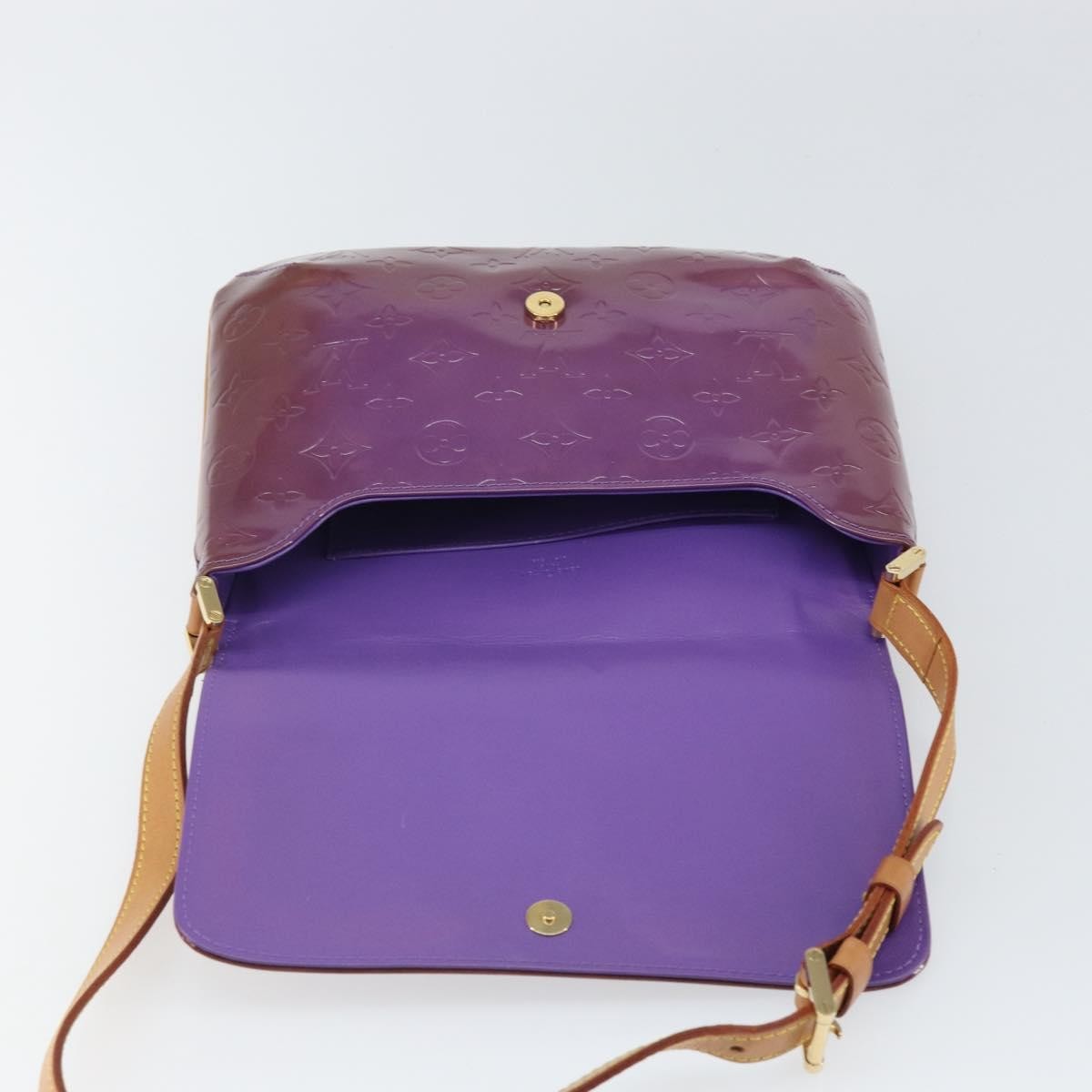 Louis Vuitton Thompson Street Handbag Monogram Vernis Purple Patent_Leather Shoulder Bag Bag (Pre-Owned)