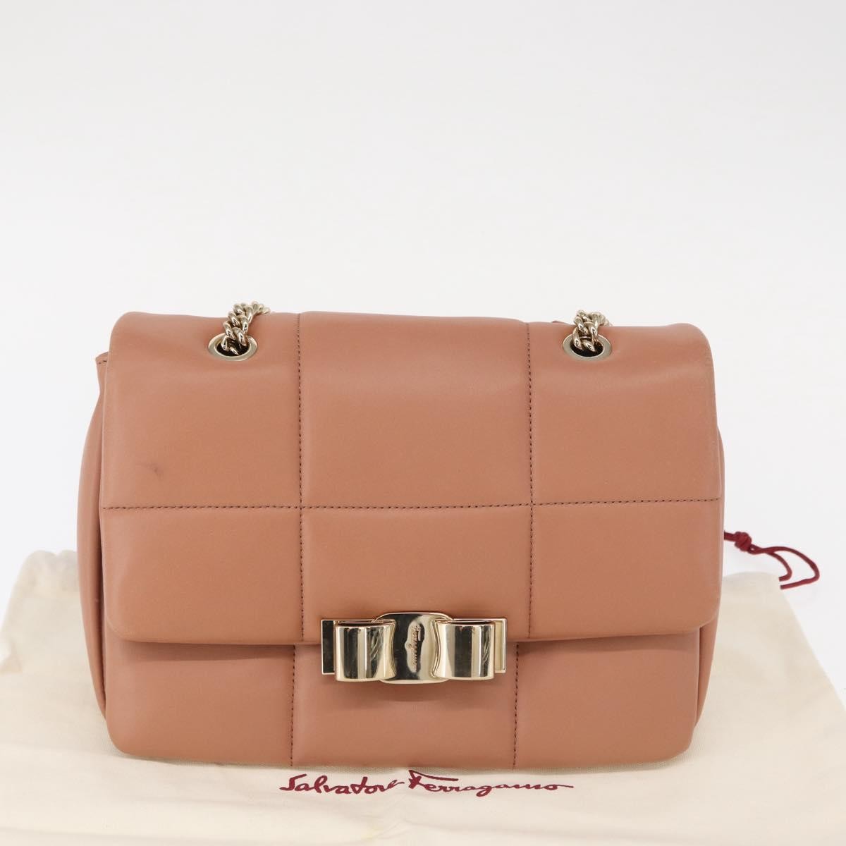 Salvatore Ferragamo Vara Soft Flap Bag Quilted Leather Pink Leather Shoulder Bag Bag (Pre-Owned)