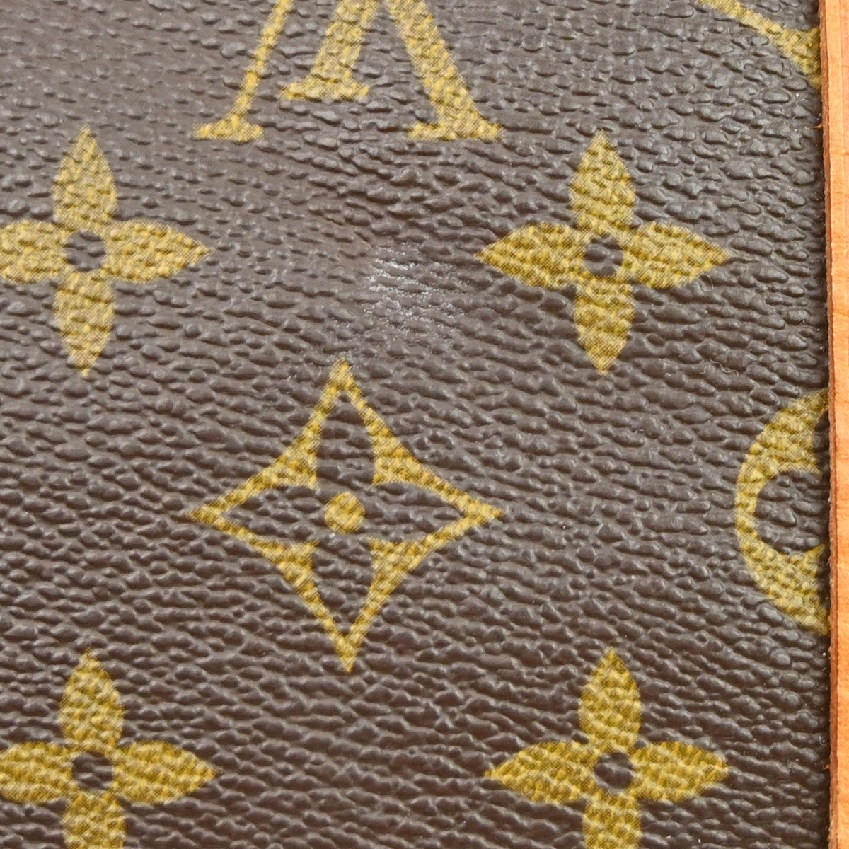 Louis Vuitton Keepall Bag Monogram Canvas Brown Canvas Travel Bag Bag (Pre-Owned)