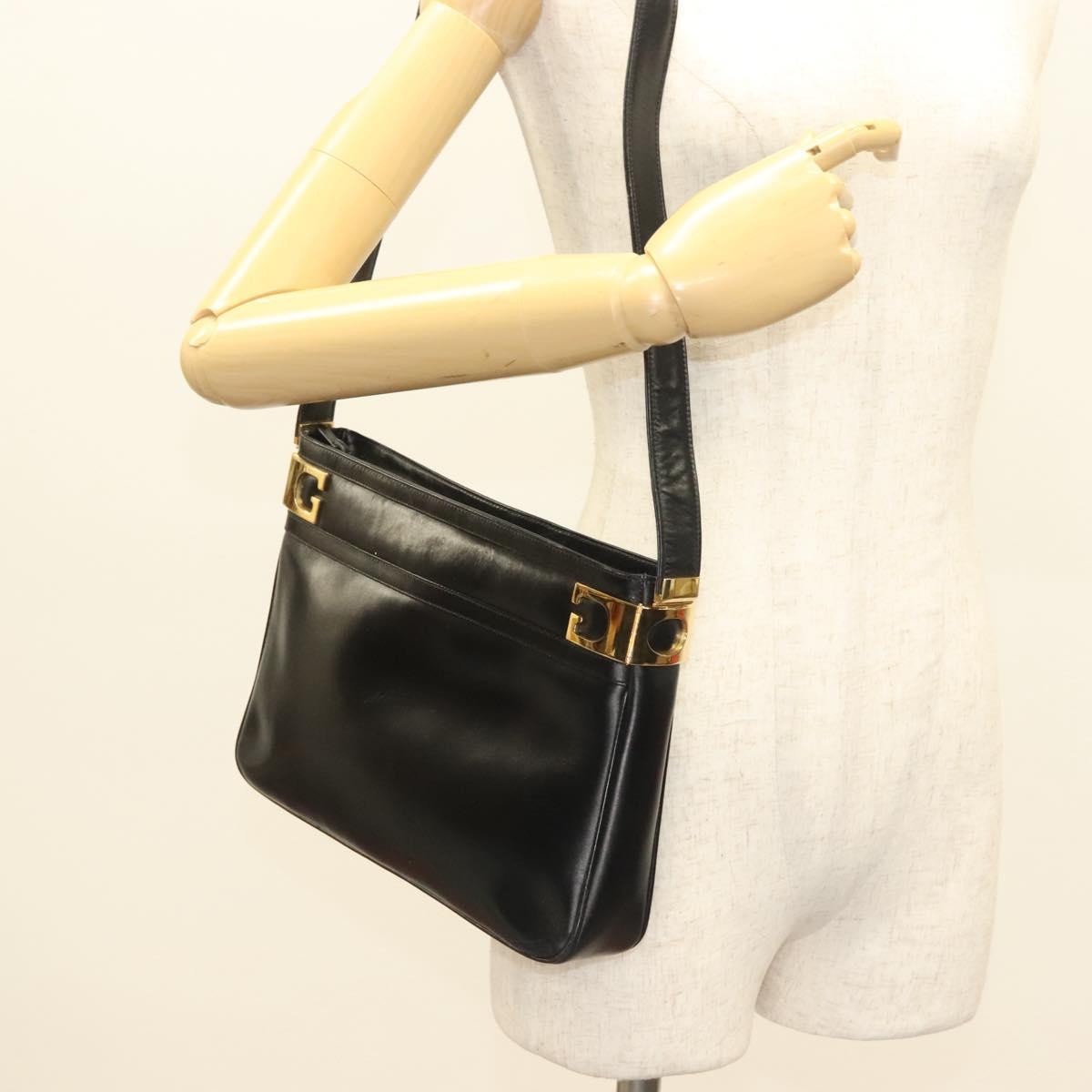 Gucci Vintage Shoulder Bag Leather Black Leather Shoulder Bag Bag (Pre-Owned)