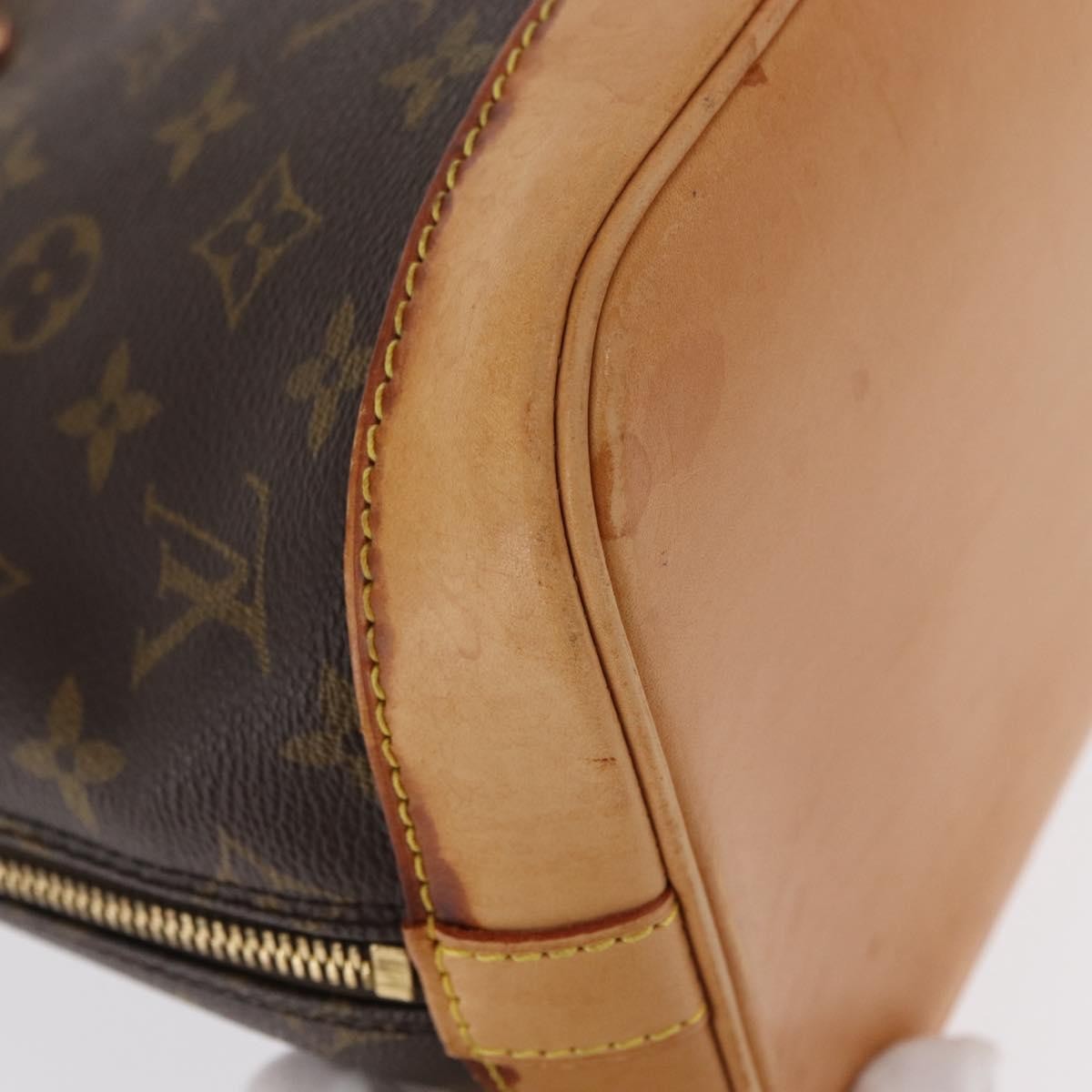 Louis Vuitton Alma Handbag Monogram Canvas Brown Canvas Handbag (Pre-Owned)